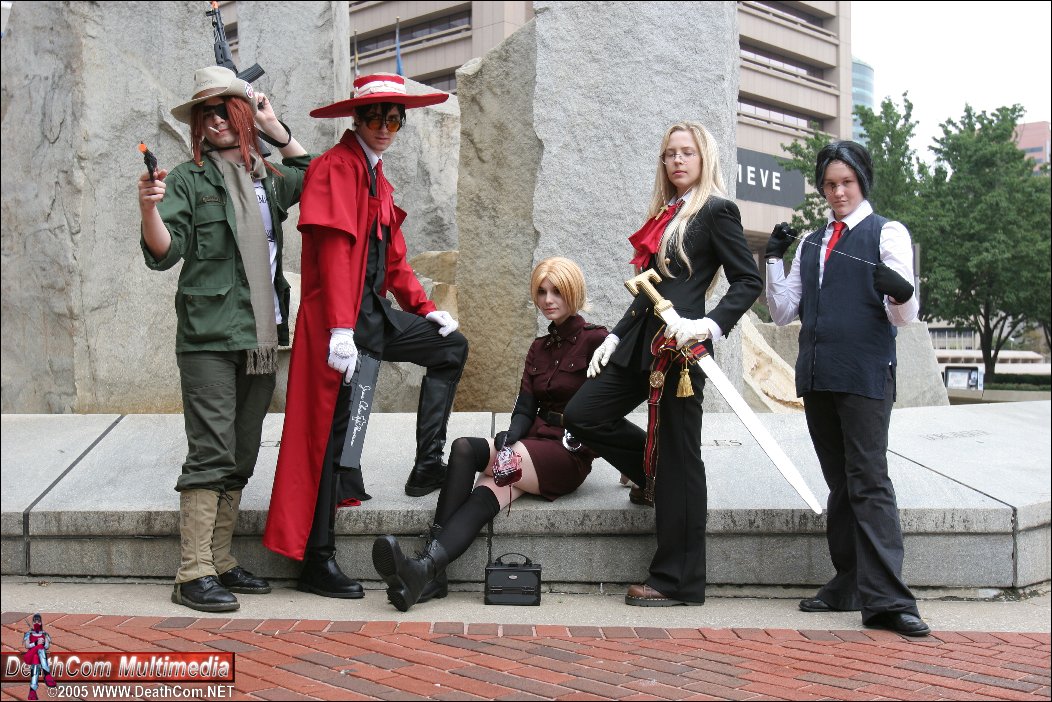 o2k5-cf_dcm-hellsing-001.jpg