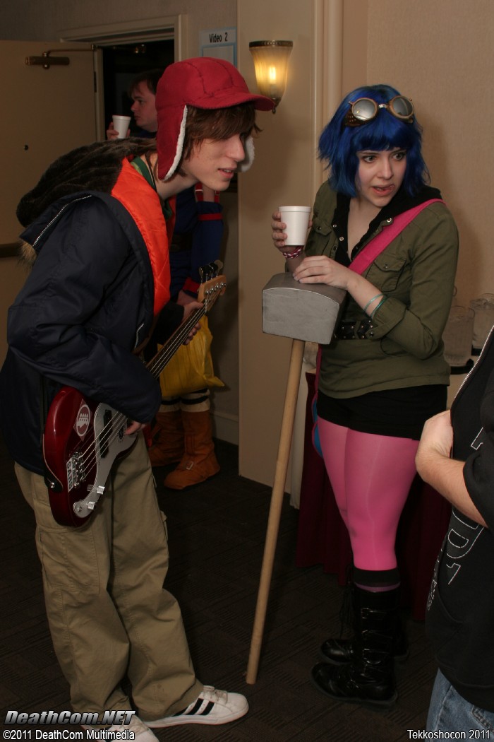 Tekkoshocon_2011_-_Live_Friday_-_a002.jpg