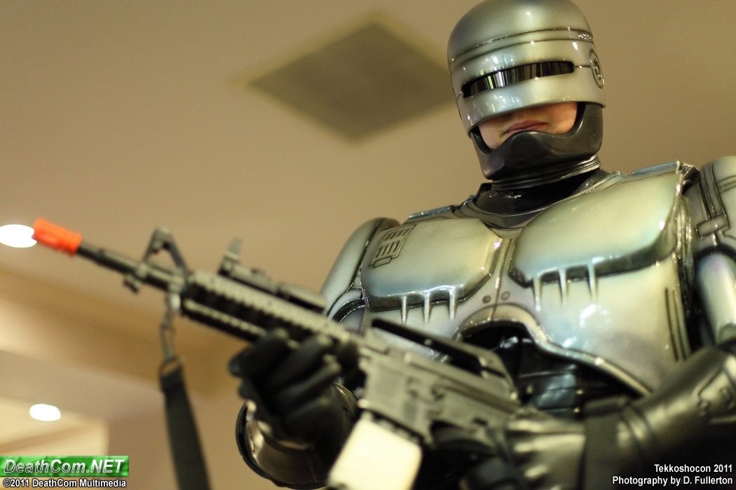 Tekkoshocon_2011_-_cf_trl_-_Robocop_-_001.jpg