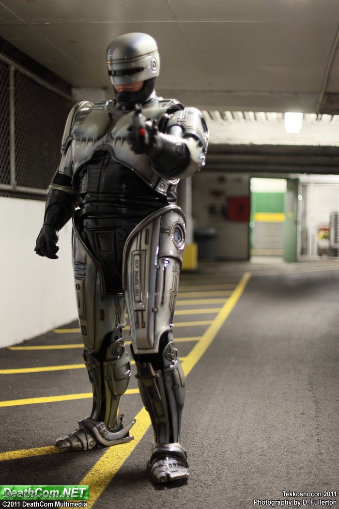 Tekkoshocon_2011_-_cf_trl_-_Robocop_-_021.jpg