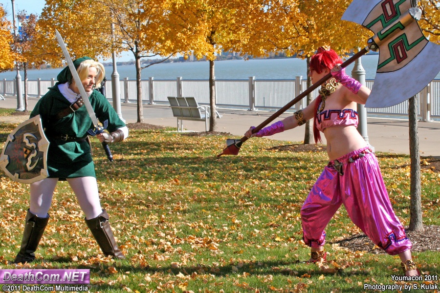Youmacon_2011_-_CFALK_-_Zelda_-_019.jpg