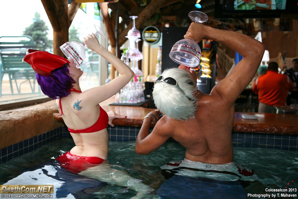 Colossalcon_2013_-_CFJT_-_Swimsuit_Cosplay_040.JPG
