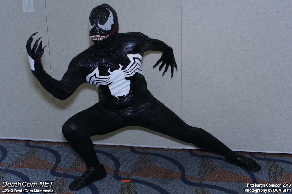 Pittsburgh_Comicon_2013_-_Costume_Contest_064.JPG