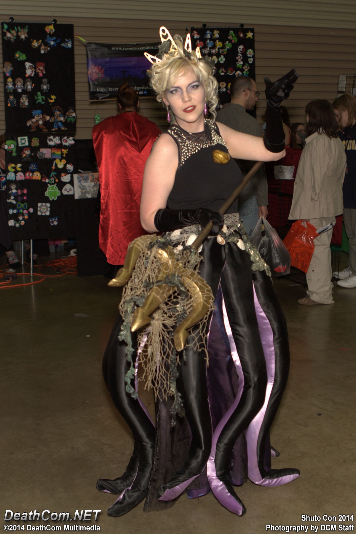Shuto_Con_2014_-_Hall_Cosplay_032.jpg