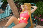 Colossalcon_2015_-_Usagi_Swimsuit_012.jpg