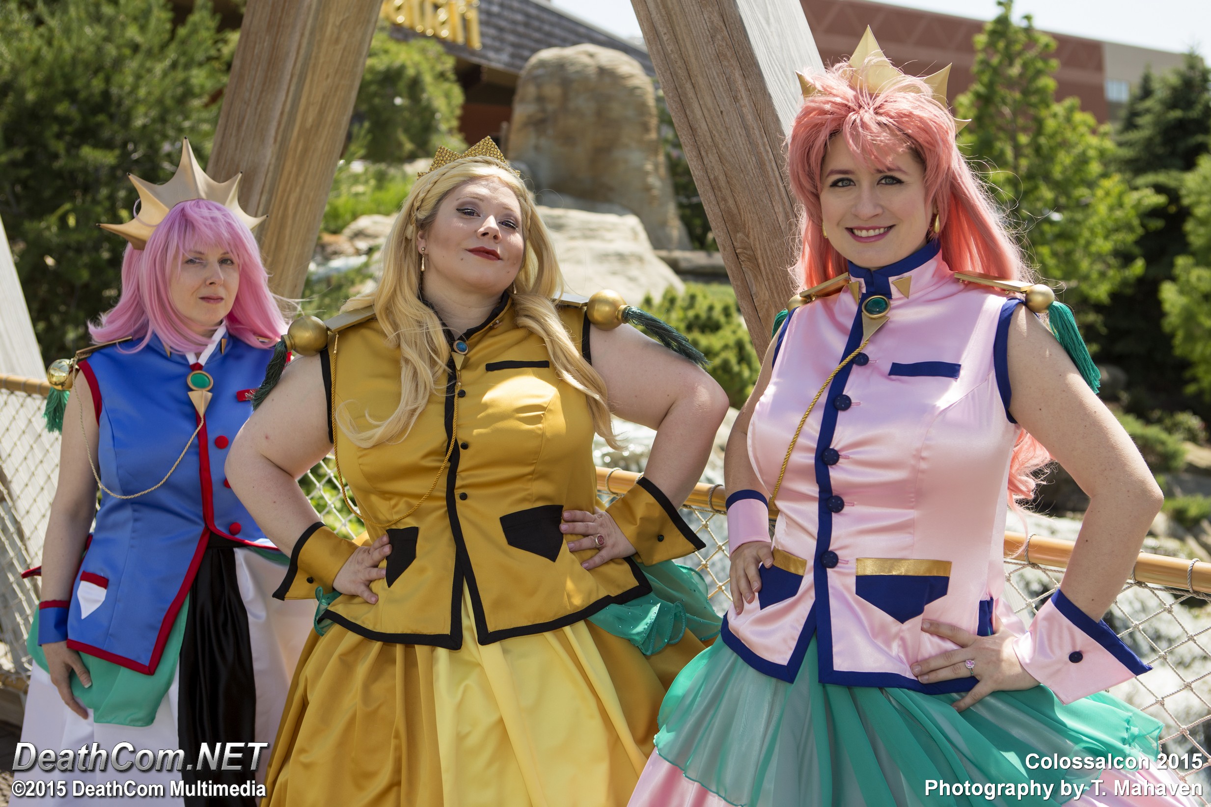 Colossalcon_2015_-_Utena_Group_003.jpg