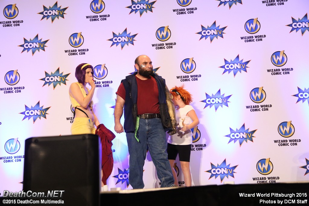 Wizard_World_Pittsburgh_2015_-_Contest_on_Stage_093.jpg