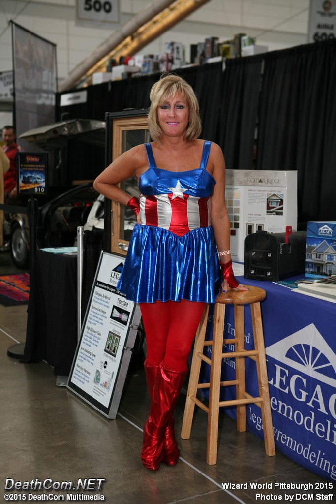 Wizard_World_Pittsburgh_2015_-_Hall_Photos_099.jpg