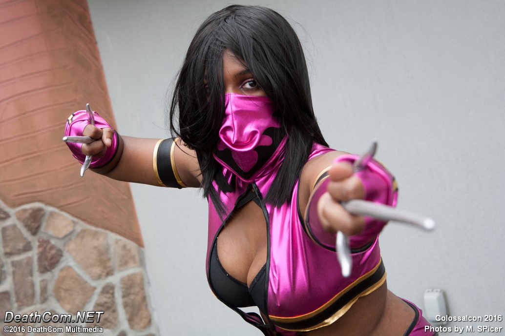 Colossalcon_2016_-_CFM13_-_Mortal_Kombat_012.jpg