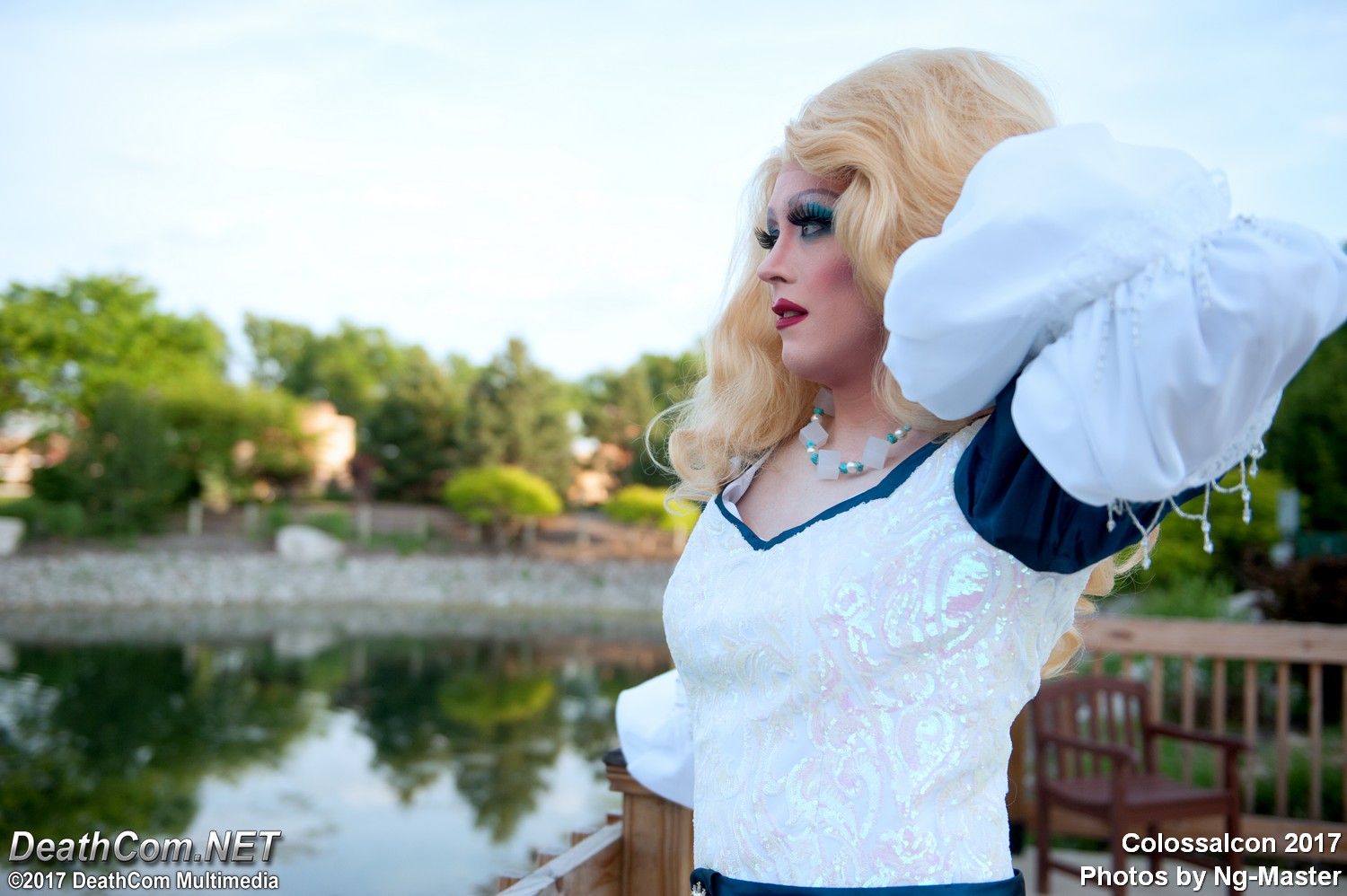 Colossalcon_2017_-_CF_NGM_-_Swan_Princess_008.jpg