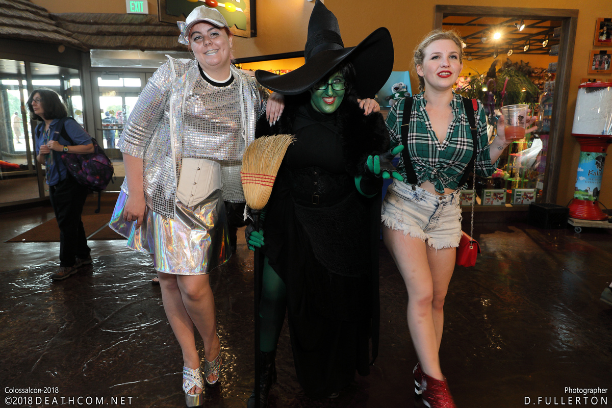 Colossalcon_2018_-_CF_TRL_-_Wizard_of_Oz_011.jpg