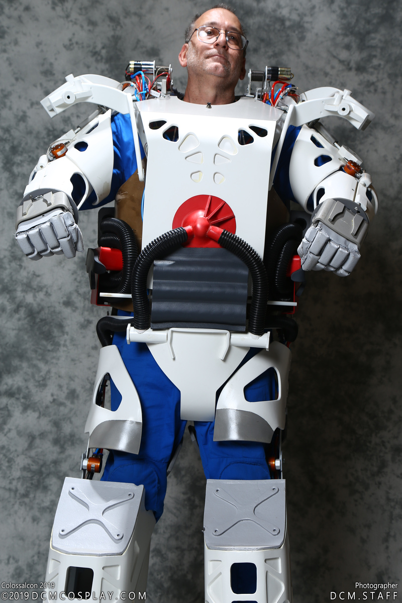 Colossalcon_2019_-_Saturday_069.jpg