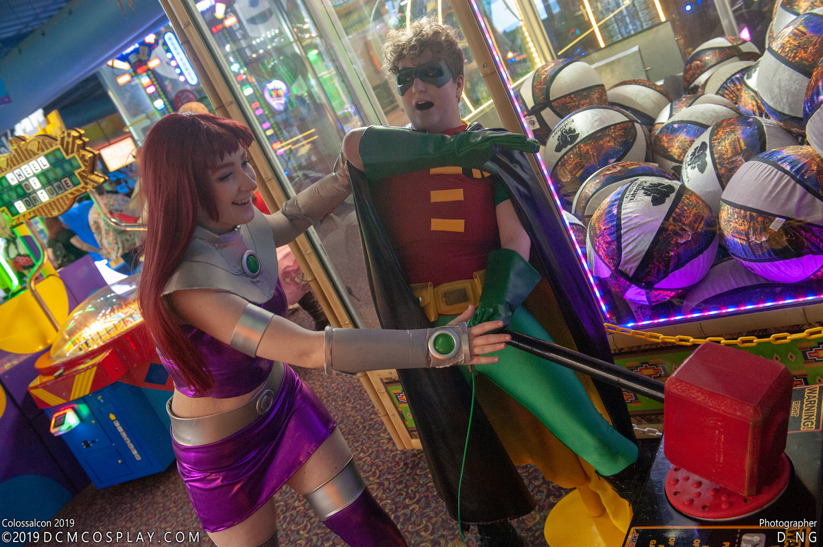 Colossalcon_2019_-_CF_DNG_-_Teen_Titans_-_009.jpg