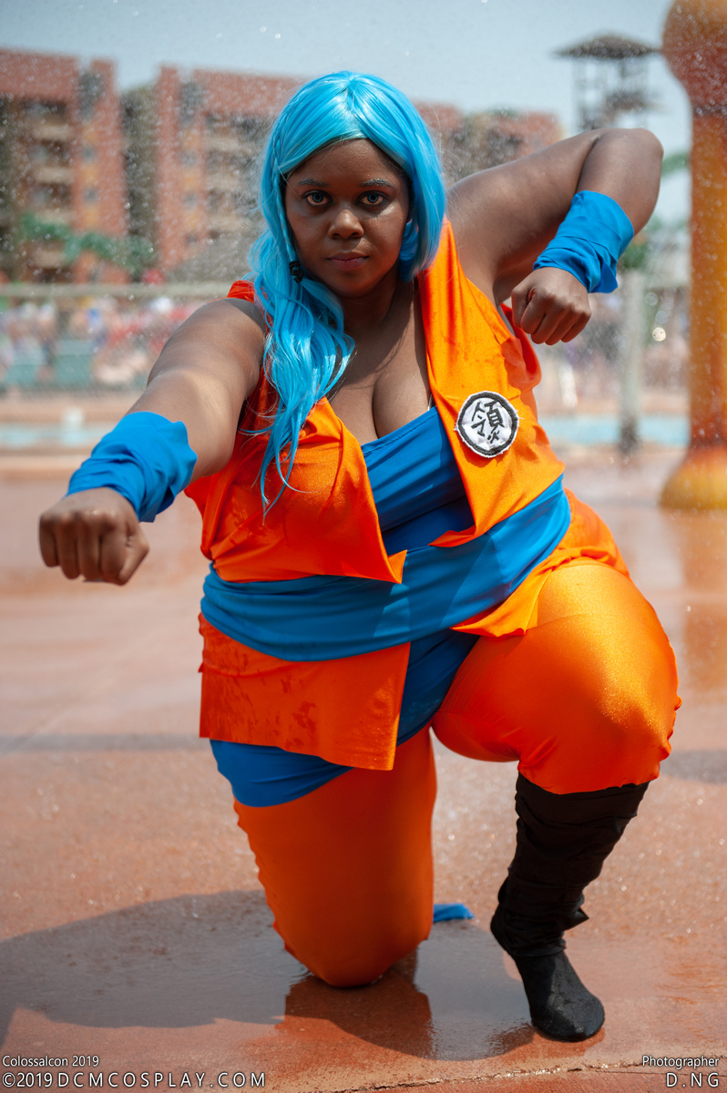 Colossalcon_2019_-_CF_DNG_-_DBZ_-_004.jpg