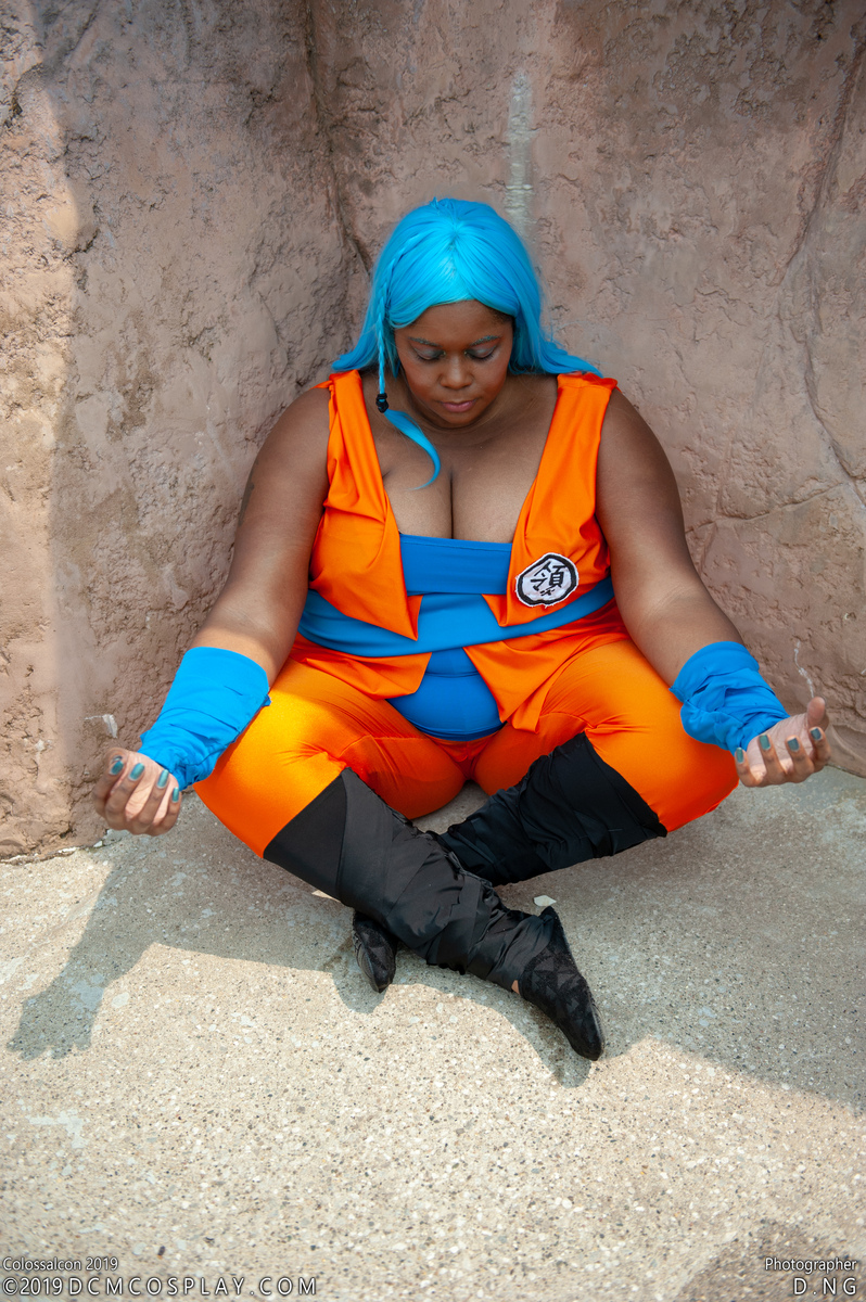 Colossalcon_2019_-_CF_DNG_-_DBZ_-_009.jpg