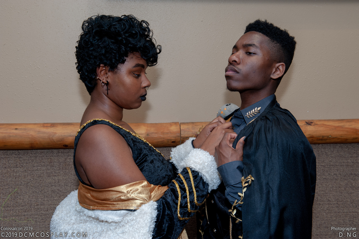 Colossalcon_2019_-_CF_DNG_-_King_and_Queen_-_005.jpg