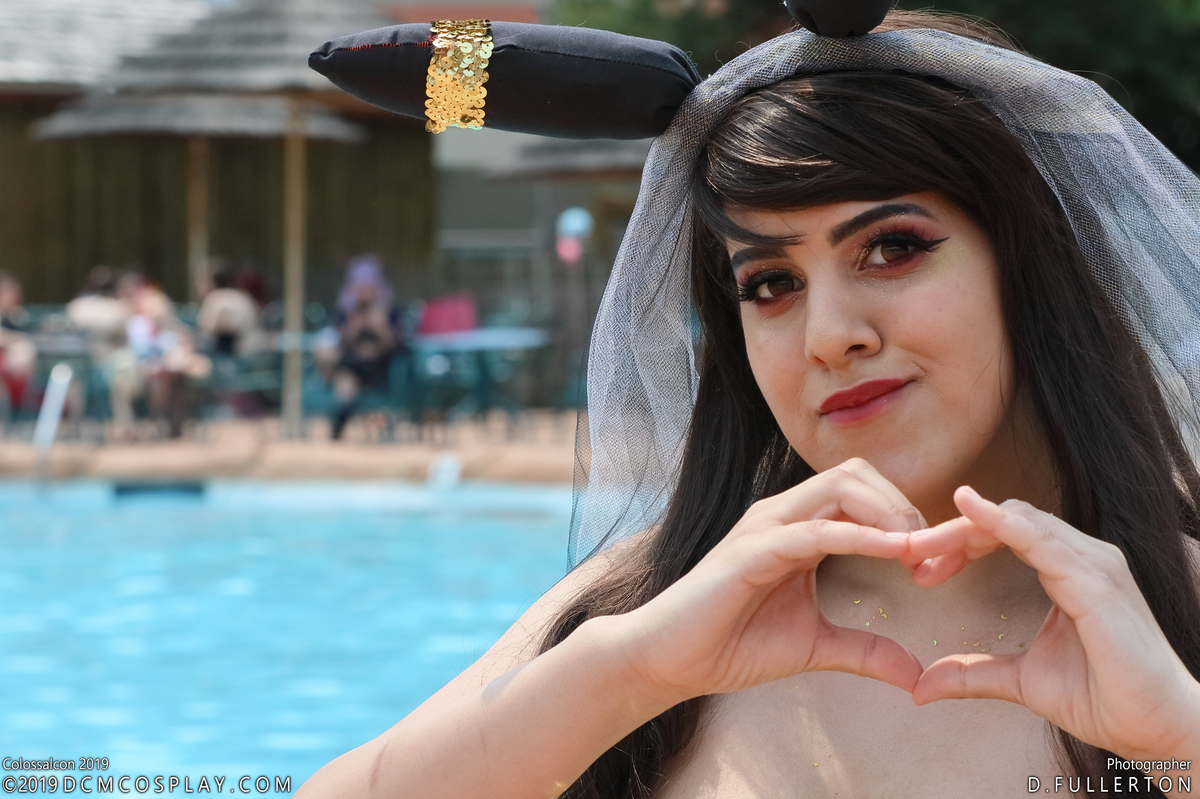 Colossalcon_2019_-_CF_TRL_-_Umbreon_-_006.jpg