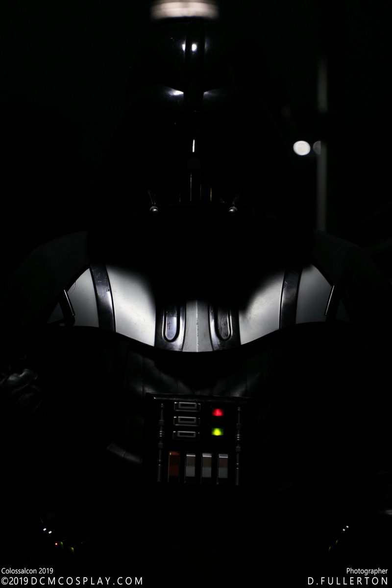 Colossalcon_2019_-_CF_TRL_-_Star_Warsy_-_019.jpg