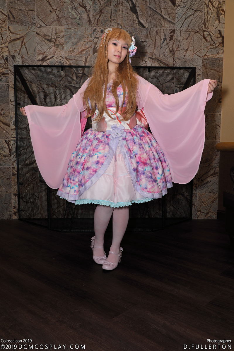 Colossalcon_2019_-_CF_TRL_-_Sanrio_-_004.jpg